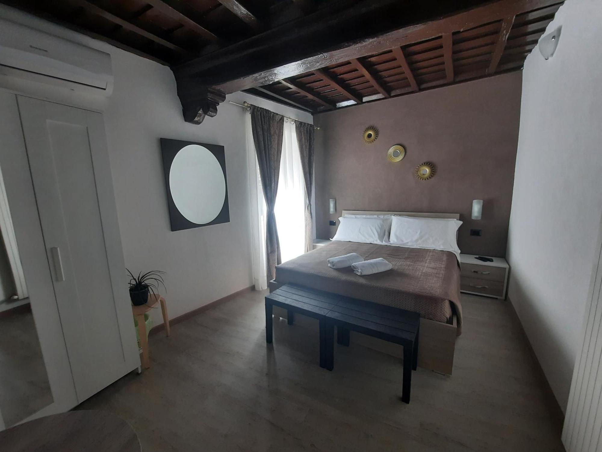 Апартаменты Viccinella House Capranica Экстерьер фото